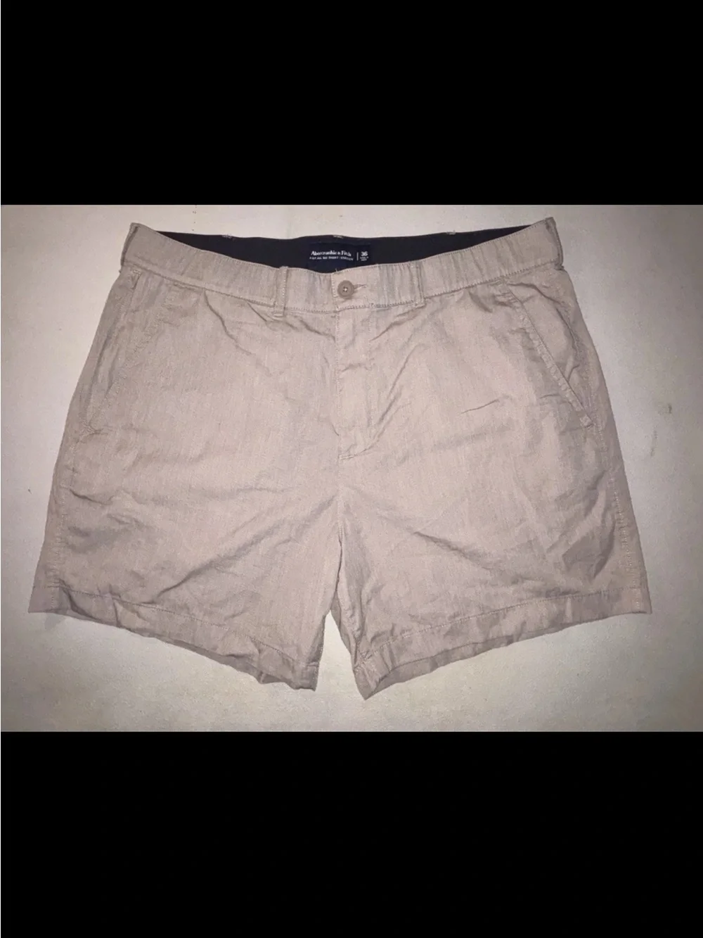 Abercrombie & Fitch Men’s Stretch All Day Shorts Khaki Size 36 7” Inseam Preppy